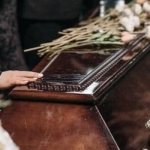 Mơ thấy ma sau khi đi đám ma: Điềm báo hay chỉ là nỗi sợ?
